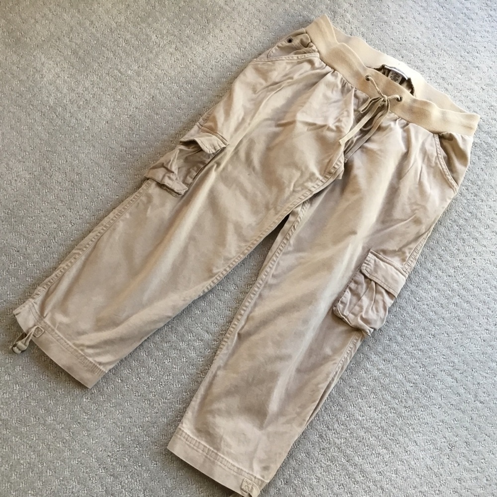 Maternity cargo capris